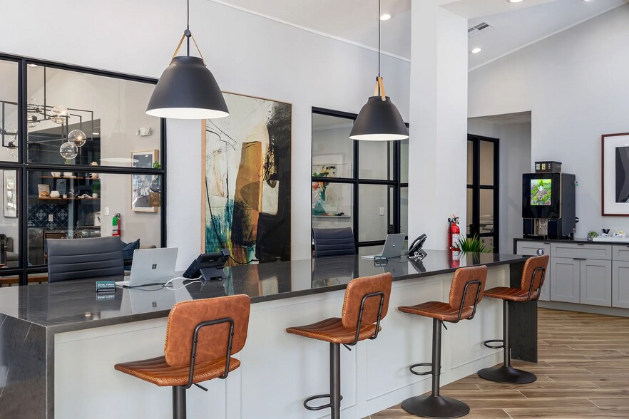 Building Photo - 3201 Duval Rd