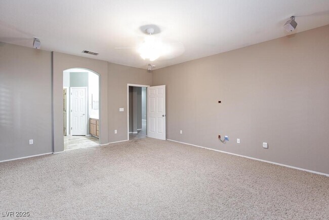 Building Photo - 10350 Queens Church Ave