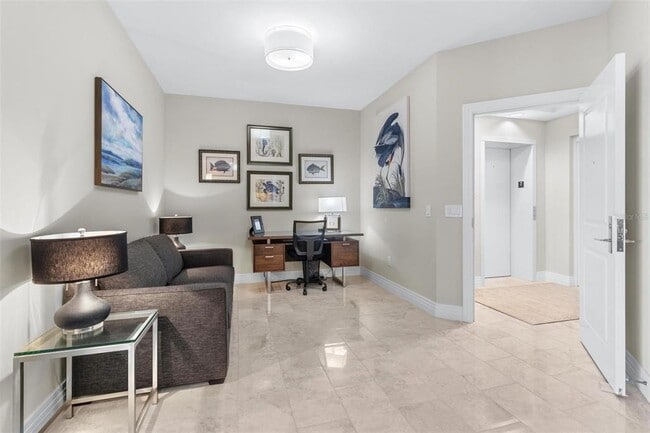 Building Photo - 1325 Snell Isle Blvd NE