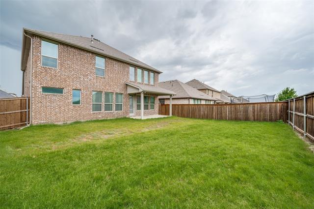 Building Photo - 533 Hummingbird Dr