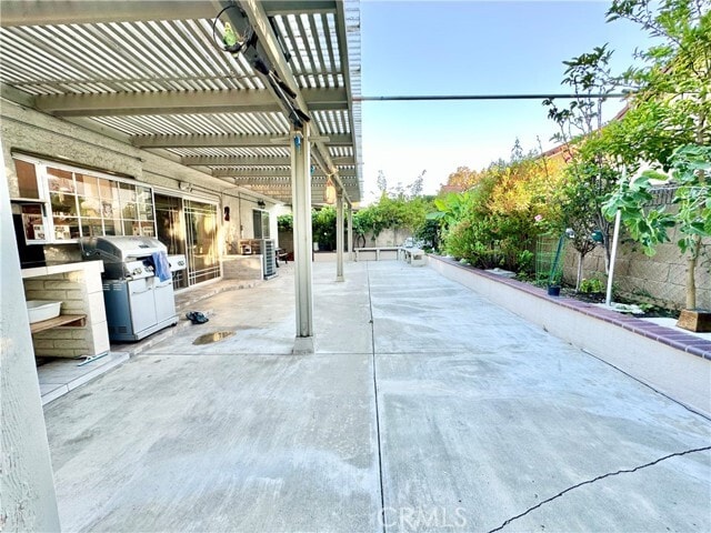 Building Photo - 16403 Cherry Crest Cir