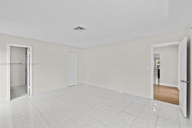 Building Photo - 3165 NW 116th Ave
