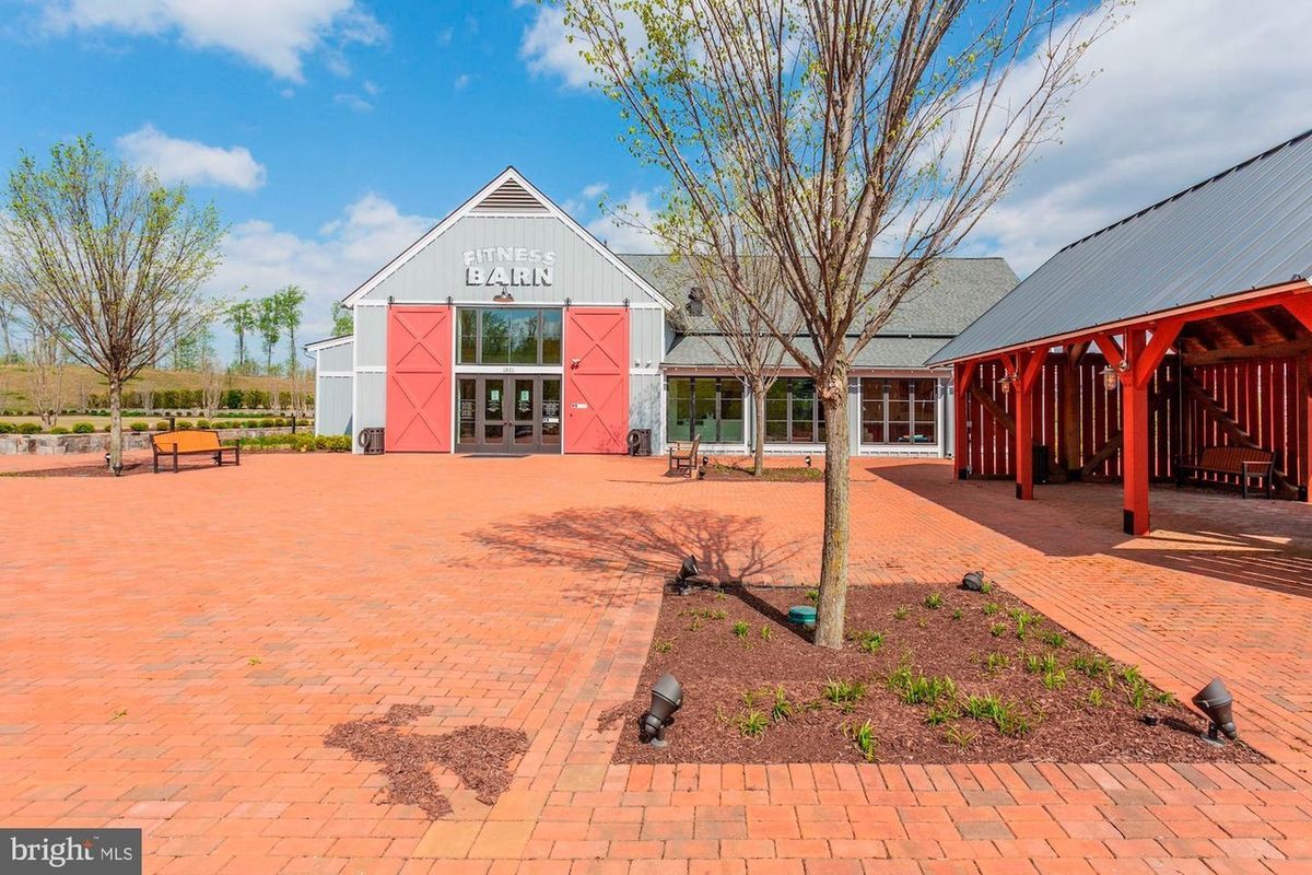 Building Photo - 18093 Red Mulberry Rd