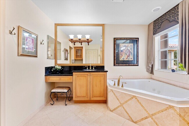 Building Photo - 8882 Hidden Acres Dr