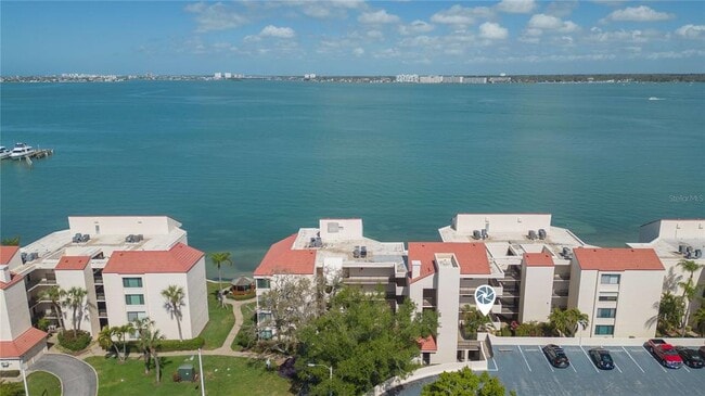 Building Photo - 5729 Del Sol Blvd