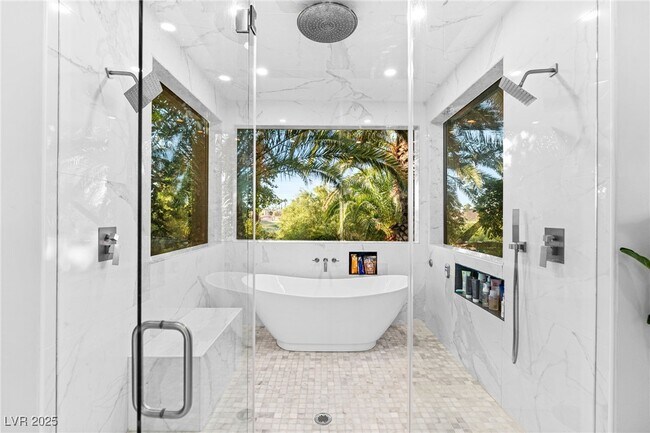 Building Photo - 2057 Troon Dr