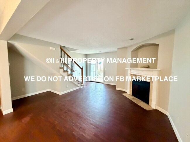 Building Photo - 921 SW Peach Tree Ln