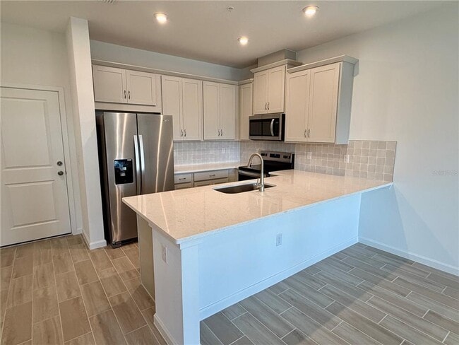 Building Photo - 9976 Red Canoe Aly