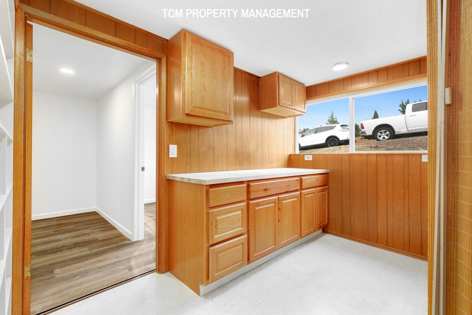 Building Photo - 4806 S 179th St