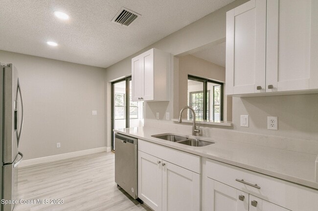 Building Photo - 1847 Parrsboro St NW