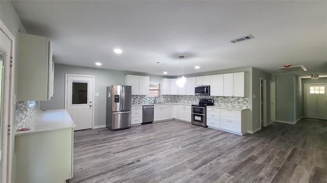 Building Photo - 130 Littlefield Dr