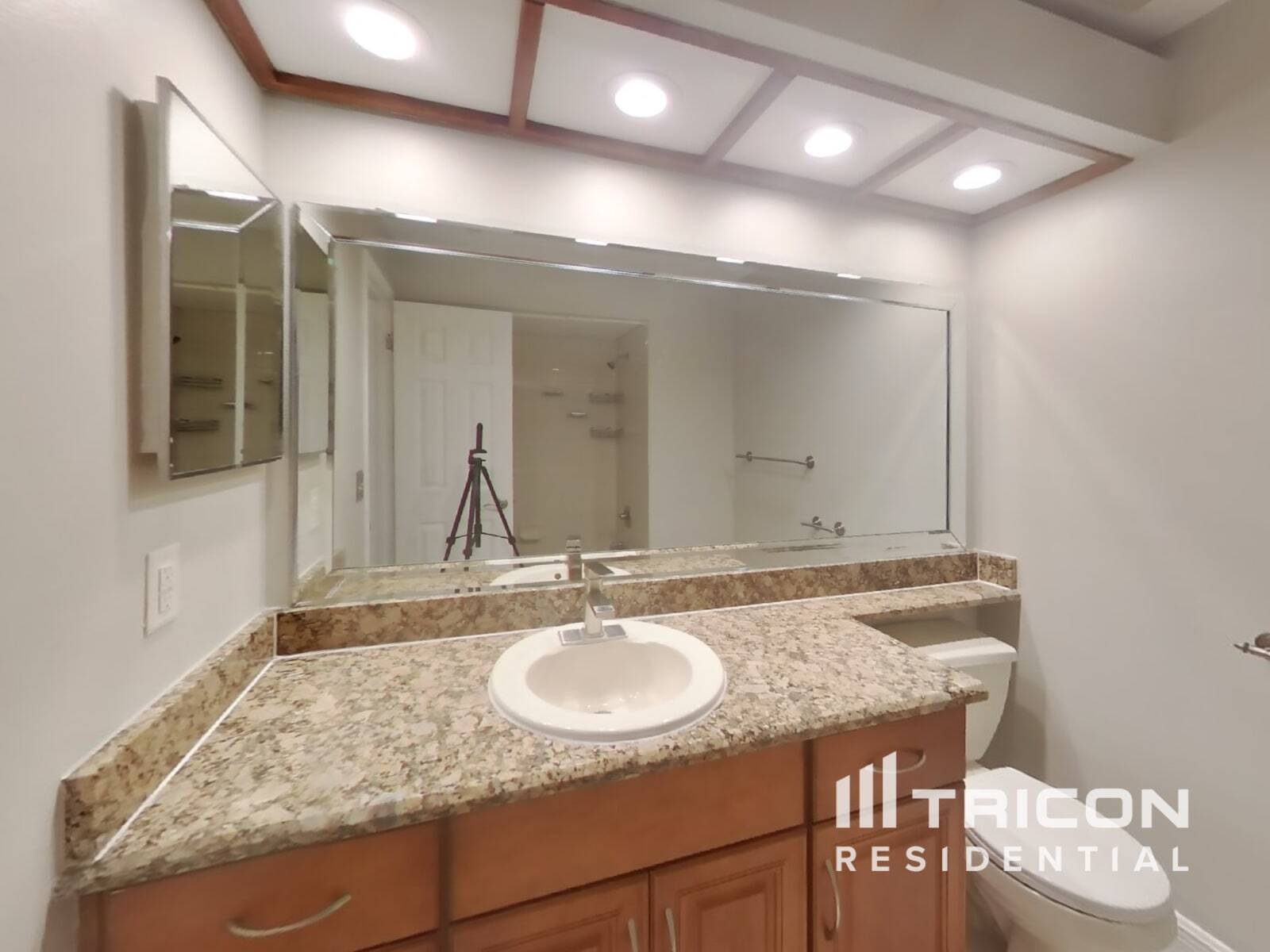 Building Photo - 2421 Arborwood Dr