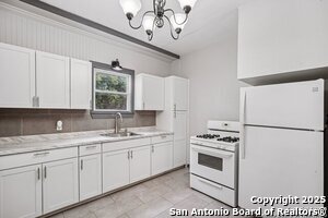 Building Photo - 531 W Gramercy Pl