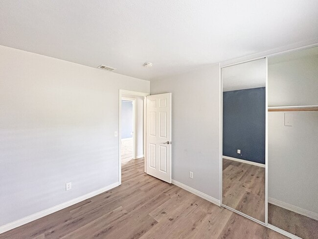 Building Photo - SD: Comfortable 3BD/2BA Home in Oceanside with Community Pool, 2-Car Garage & Walking Trails