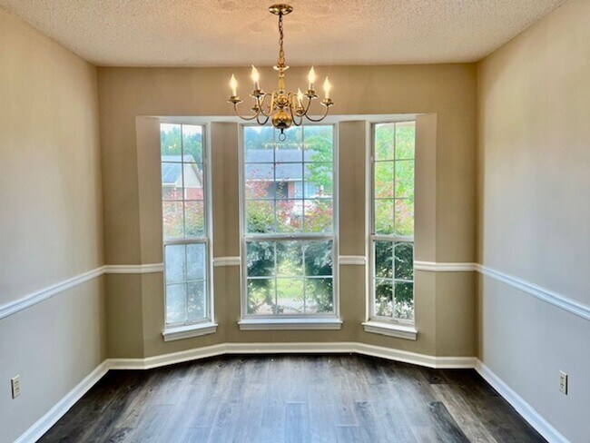 Building Photo - Rockcreek Dr #13 &amp; 15