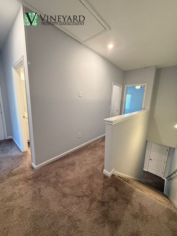 Building Photo - 247 Centennial Cir