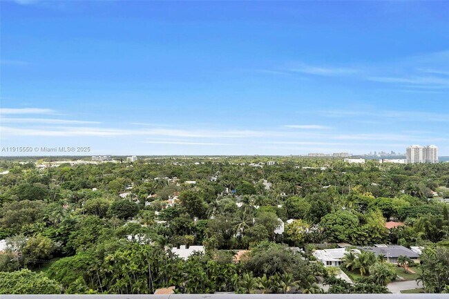 Building Photo - 780 NE 69th St