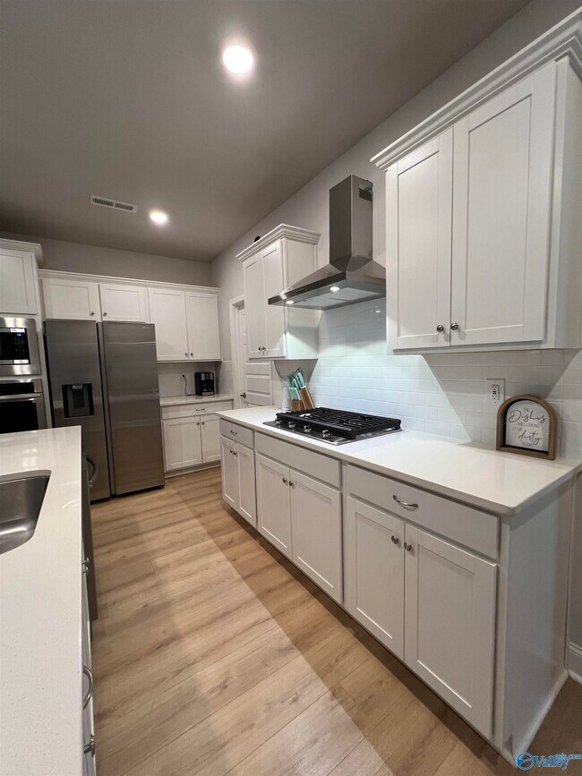 Building Photo - 111 Shylock Ln