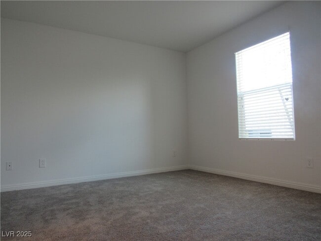 Building Photo - 5118 Steep Cliffs Ave