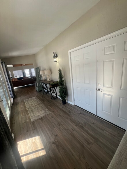 Building Photo - 2806 MO-76