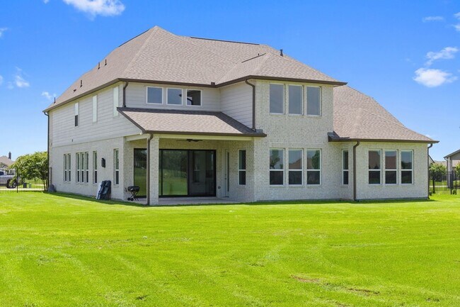 Building Photo - 1125 Sugar Bars Dr