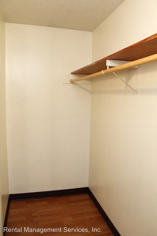 Building Photo - 12021 SE Foster Rd