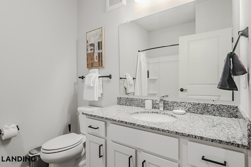 Building Photo - 1650 Harris Hill Rd