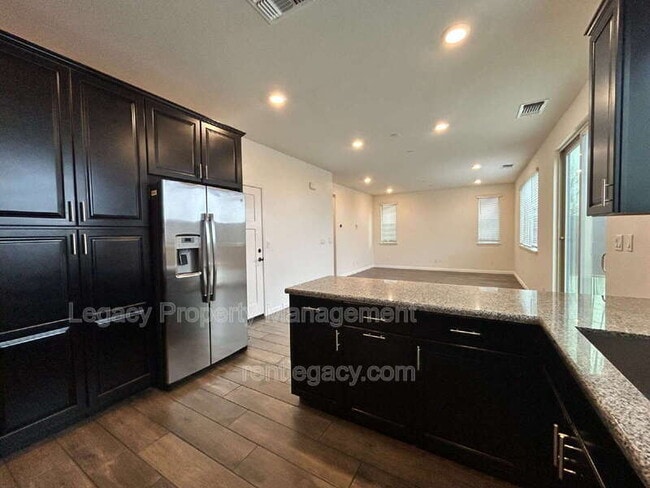 Building Photo - 3879 Ivan Way