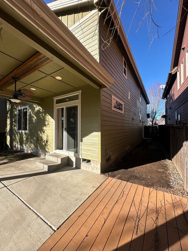 Building Photo - Comfortable Bend Living – 3 Bedroom Home with Spacious Bonus Room!