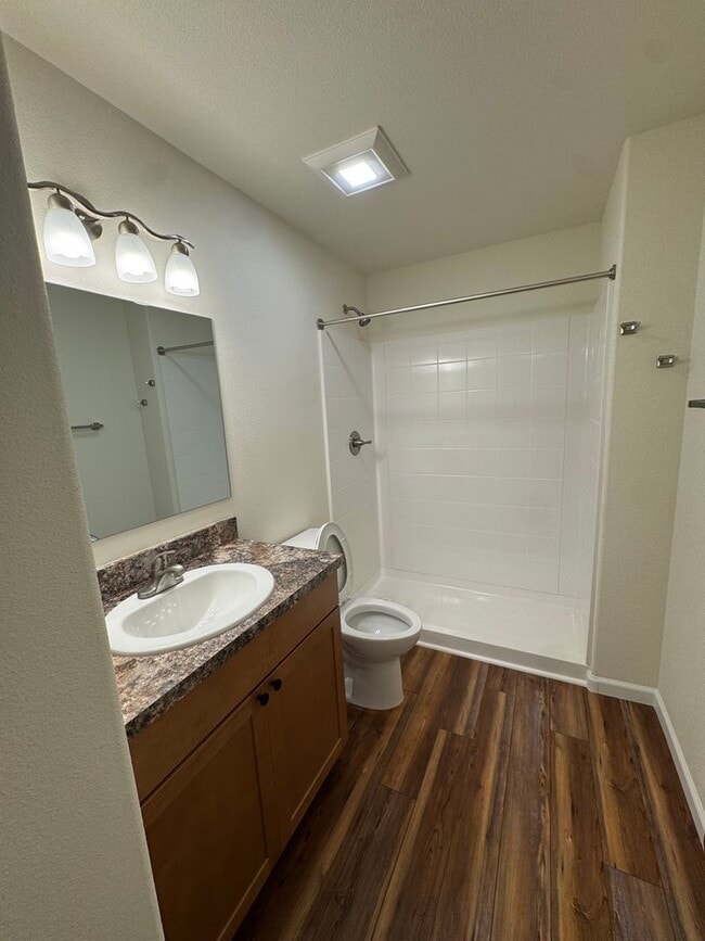 Building Photo - Brand new construction 3 bed near JBER