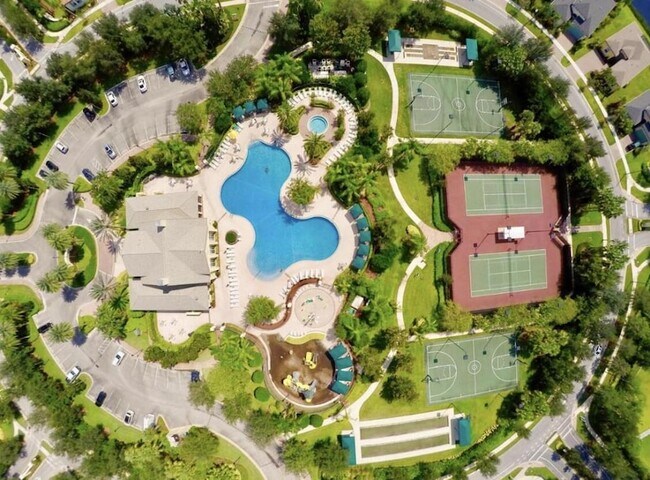 Building Photo - 12115 SW Bennington Cir