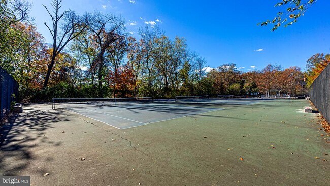 Building Photo - 3400 39th St NW