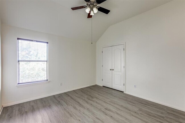 Building Photo - 20428 Crooked Stick Dr