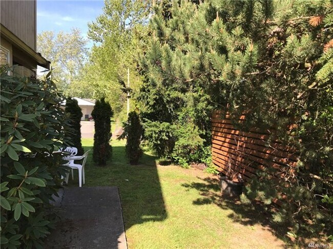 Building Photo - 2924/2926 Moore St