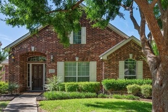 Building Photo - 4617 Kingsway Ln