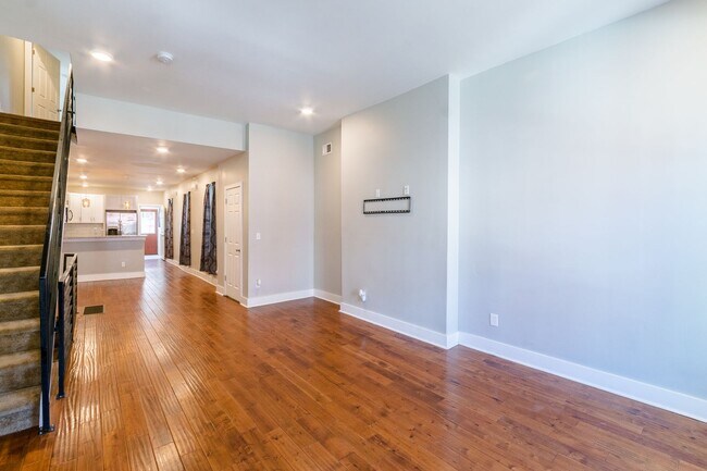Building Photo - 1829 N 27th St