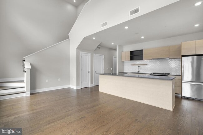 Building Photo - 502 Diamondback Dr