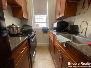 Building Photo - 1175 Boylston St