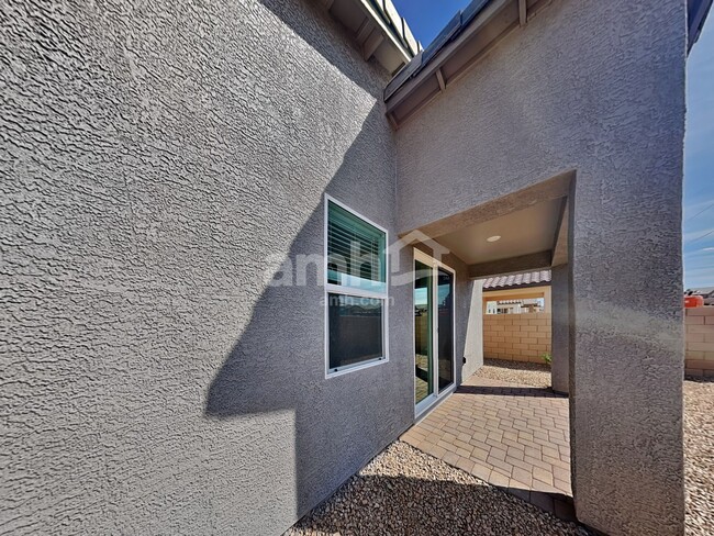 Building Photo - 489 Silverbell Fls Pl