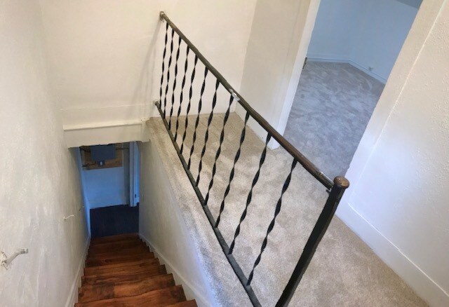 Building Photo - 299 Fargo Ave