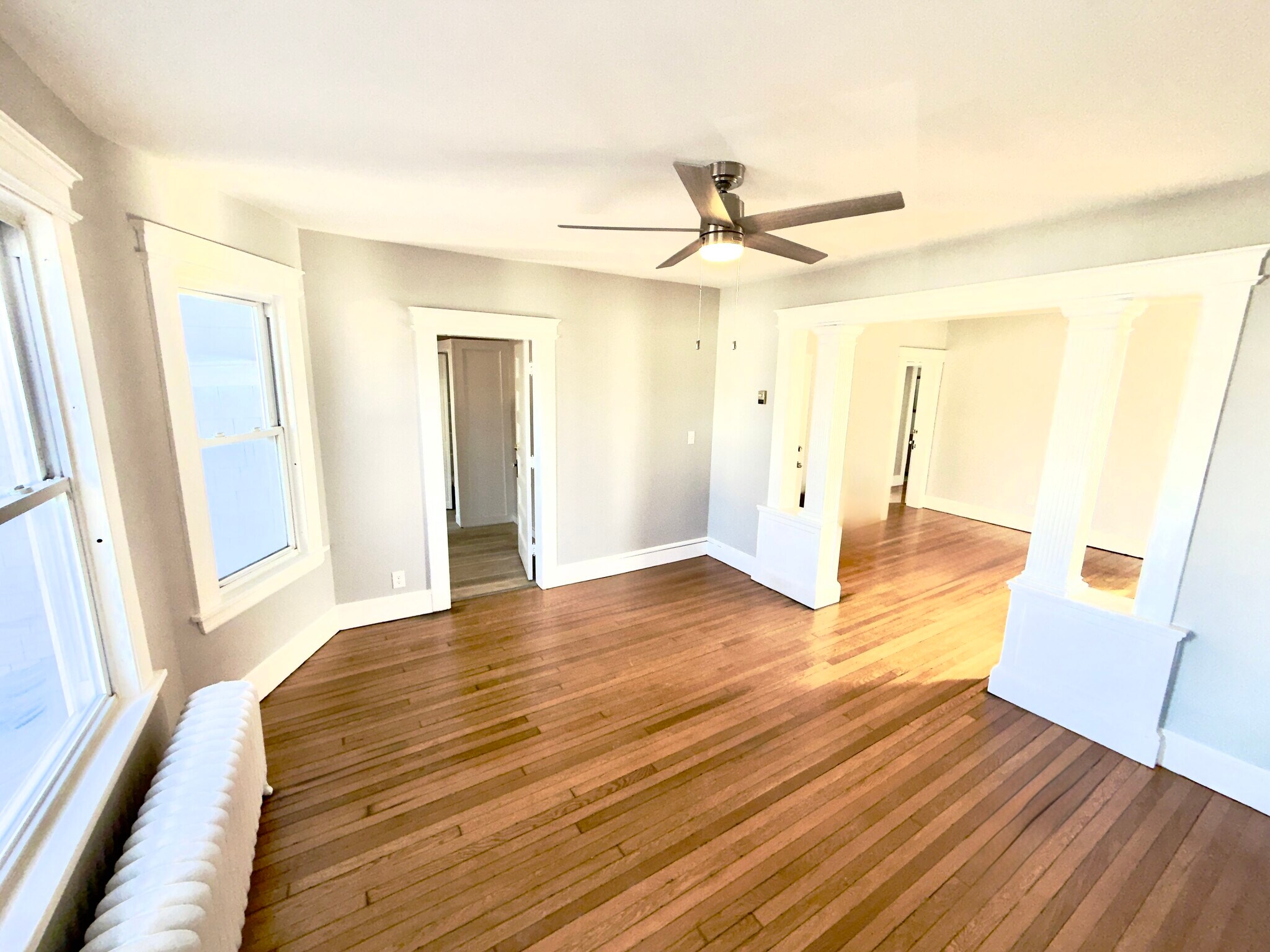 Building Photo - 76 Rose St