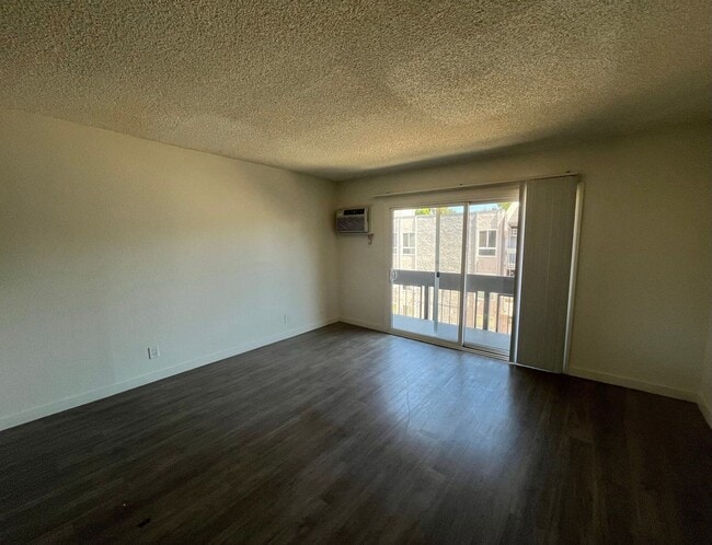 Building Photo - 9010 Tobias Ave