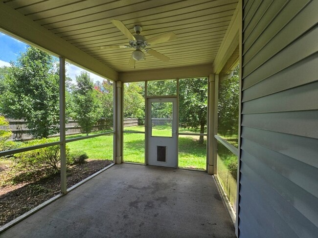 Building Photo - 1833 Talisker Dr