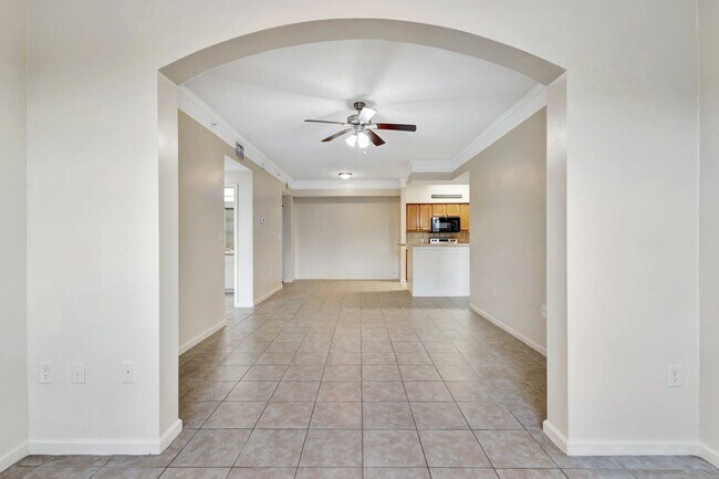 Building Photo - 9833 Baywinds Blvd