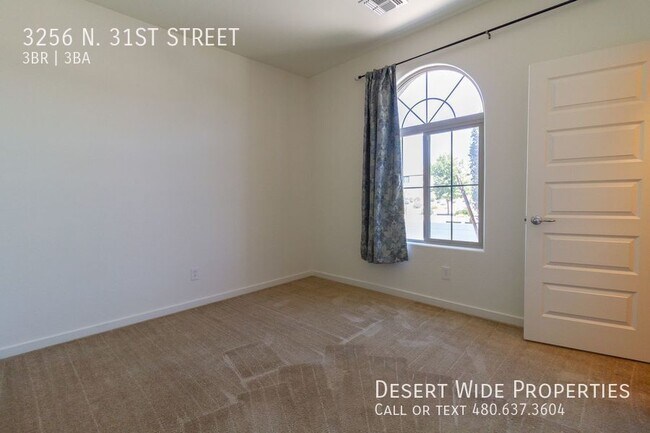 Building Photo - 3256 N 31st St