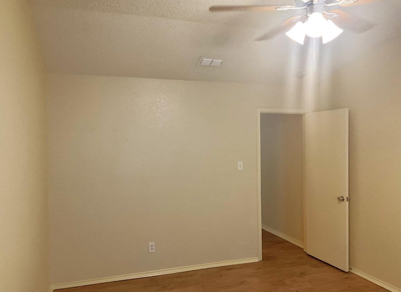 Building Photo - 4327 Allegro Ln