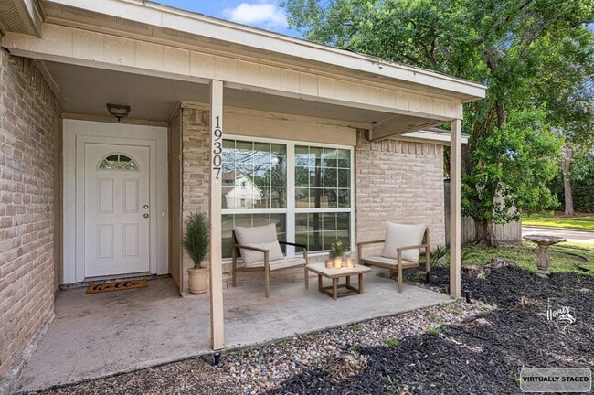Building Photo - 19307 Gladewater Ct