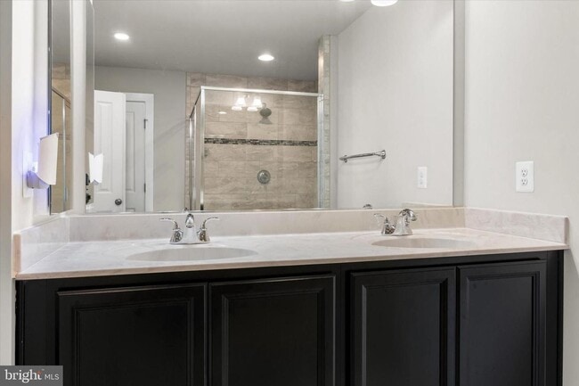 Building Photo - spacious 3-bedroom, 2 full and 2 half bathroom residence