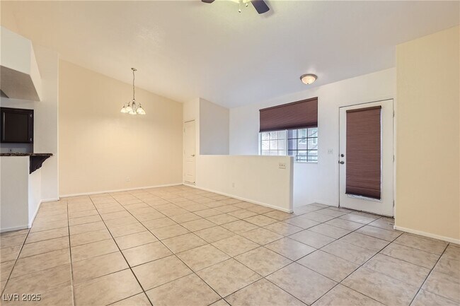 Building Photo - 1501 Truett St