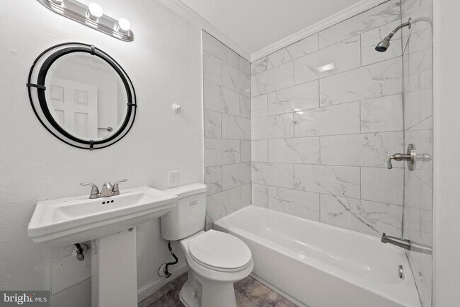 Building Photo - 7515 Pleasant Way